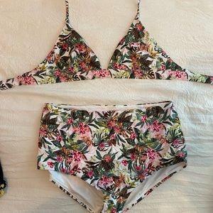 Victoria’s Secret jungle bikini